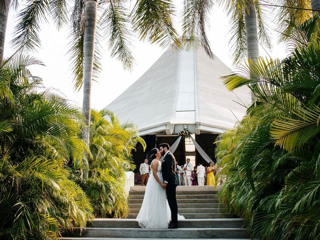 La boda de Martín y Claudia en Ixtapa Zihuatanejo, Guerrero 101