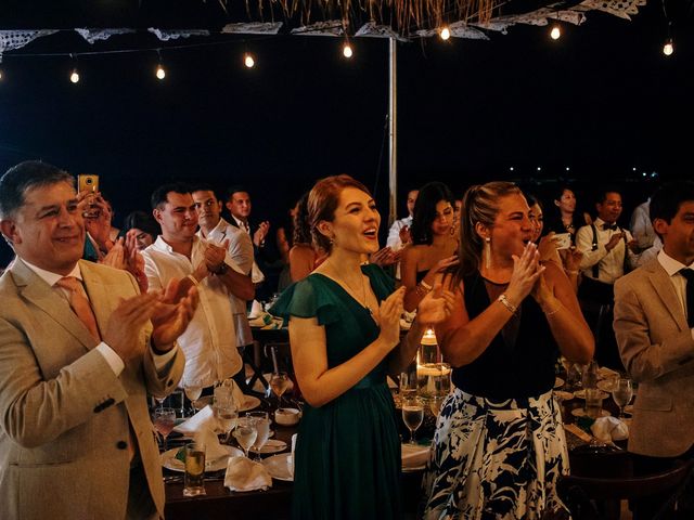 La boda de Martín y Claudia en Ixtapa Zihuatanejo, Guerrero 159