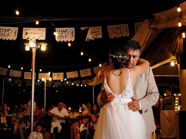 La boda de Martín y Claudia en Ixtapa Zihuatanejo, Guerrero 171