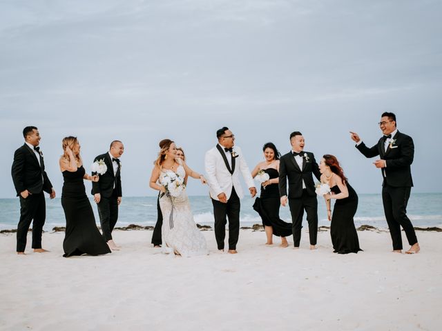 La boda de Kimberly y Malivann en Isla Mujeres, Quintana Roo 34