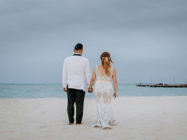 La boda de Kimberly y Malivann en Isla Mujeres, Quintana Roo 36