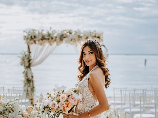 La boda de Hugo y Karolain en Isla Mujeres, Quintana Roo 12