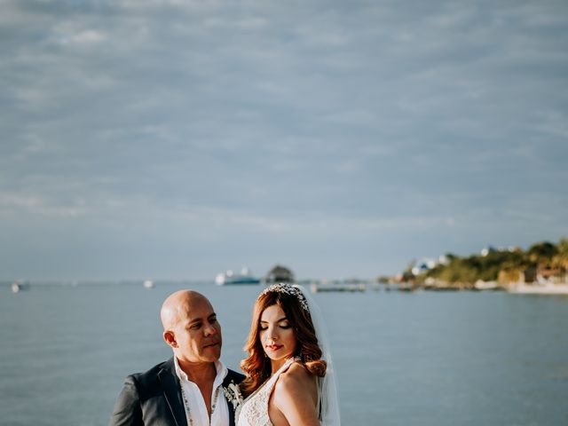 La boda de Hugo y Karolain en Isla Mujeres, Quintana Roo 15