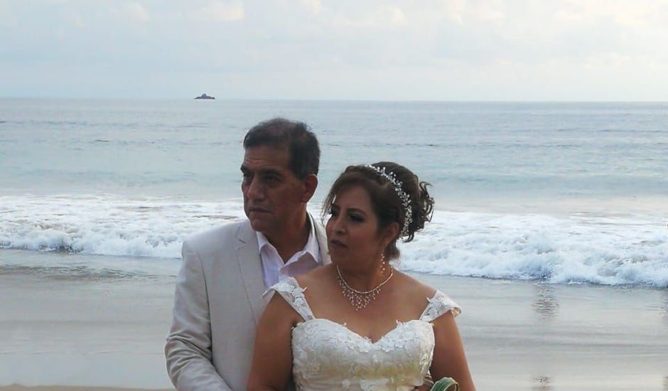 La boda de Hermelinda  y Roberto  en Ixtapa Zihuatanejo, Guerrero