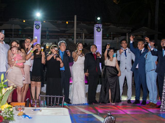 La boda de Juan y Luisa en Ixtapa Zihuatanejo, Guerrero 16