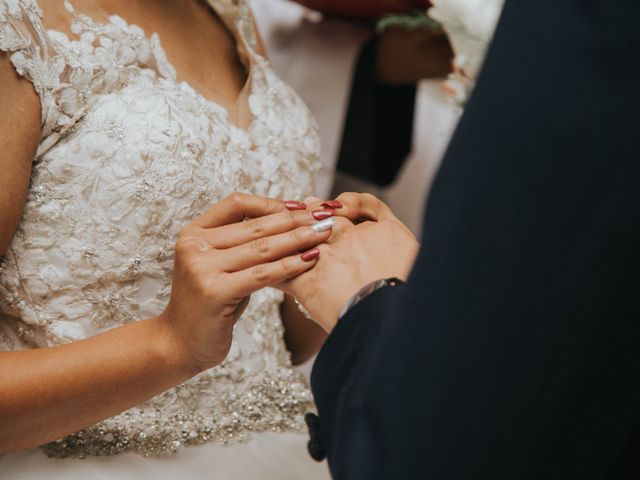 La boda de Reynaldo y Briseida en Matamoros, Tamaulipas 33