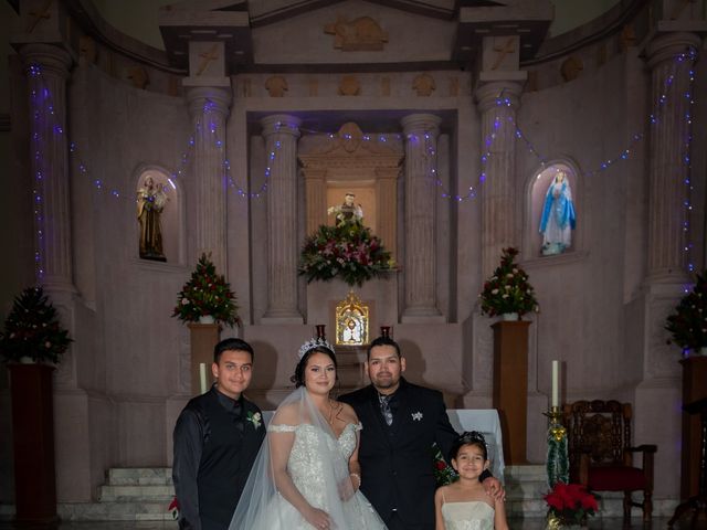 La boda de Karina y Julio en Ecuandureo, Michoacán 30