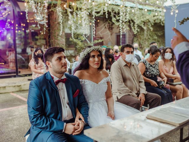 La boda de Carlos y Nadia en Coatzacoalcos, Veracruz 18