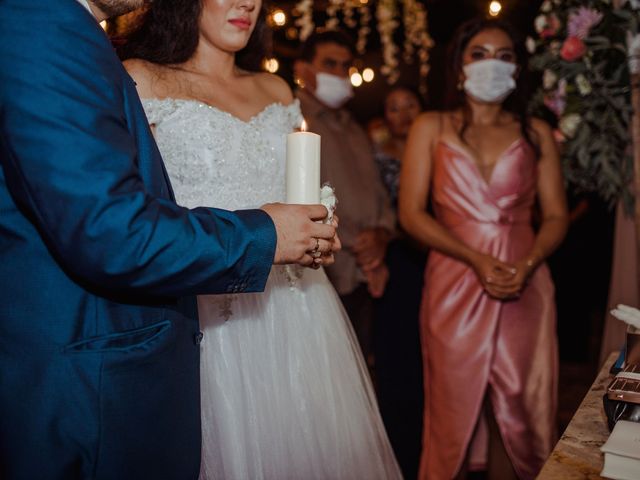 La boda de Carlos y Nadia en Coatzacoalcos, Veracruz 41