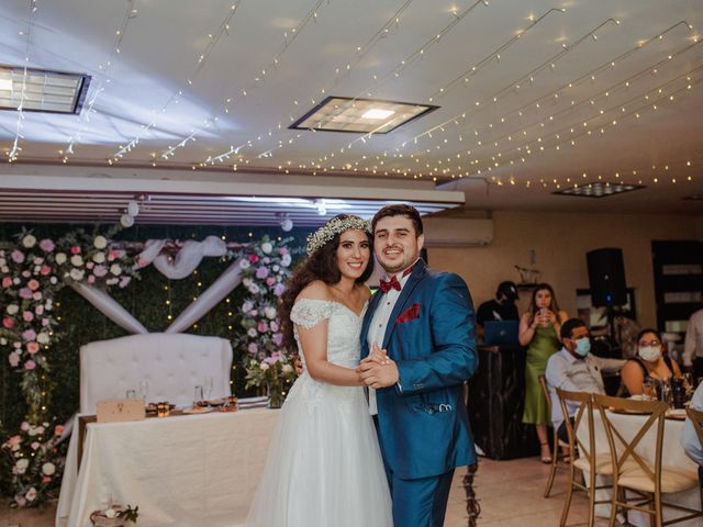 La boda de Carlos y Nadia en Coatzacoalcos, Veracruz 53