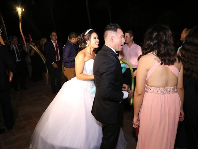 La boda de Elías y Marisol  en Mazatlán, Sinaloa 23