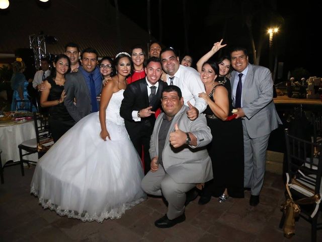 La boda de Elías y Marisol  en Mazatlán, Sinaloa 25