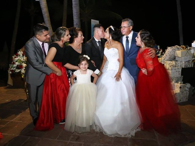 La boda de Elías y Marisol  en Mazatlán, Sinaloa 27