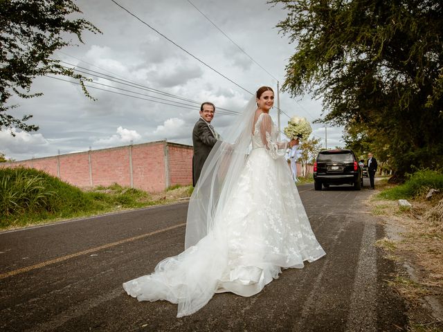 La boda de Julian y Caro en Atlixco, Puebla 14