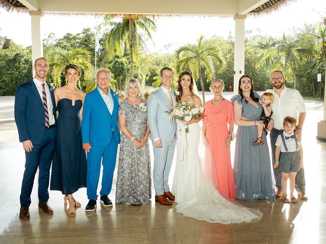 La boda de Victoria y Andrew en Playa del Carmen, Quintana Roo 39