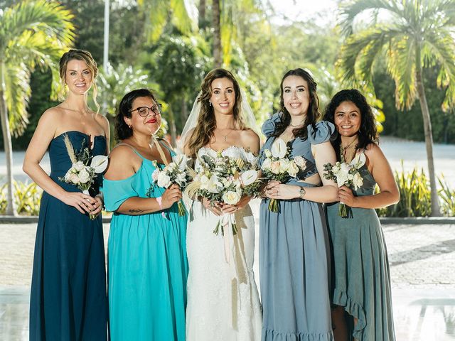 La boda de Victoria y Andrew en Playa del Carmen, Quintana Roo 43