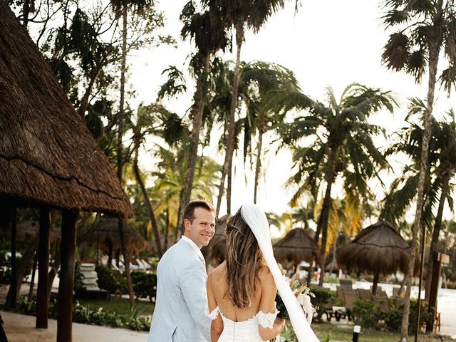 La boda de Victoria y Andrew en Playa del Carmen, Quintana Roo 20