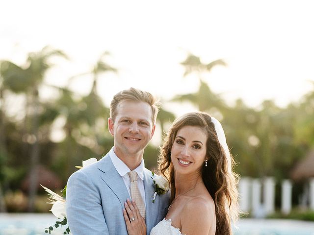 La boda de Victoria y Andrew en Playa del Carmen, Quintana Roo 29