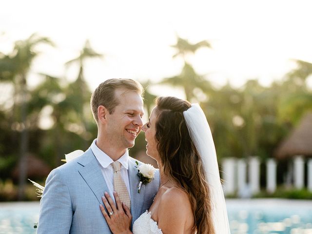La boda de Victoria y Andrew en Playa del Carmen, Quintana Roo 30