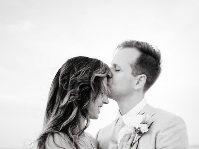 La boda de Victoria y Andrew en Playa del Carmen, Quintana Roo 32