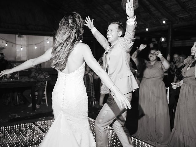 La boda de Victoria y Andrew en Playa del Carmen, Quintana Roo 118