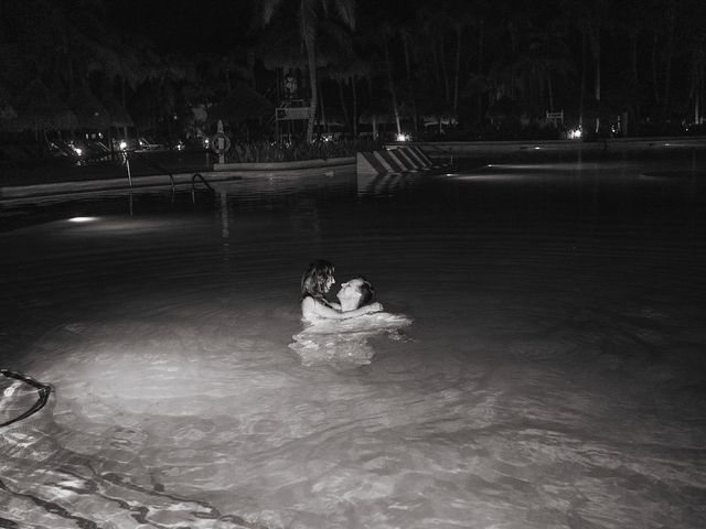La boda de Victoria y Andrew en Playa del Carmen, Quintana Roo 142