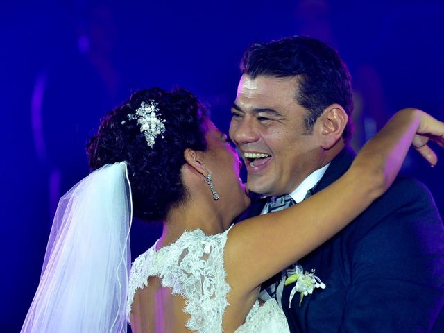 La boda de Arturo y Belem en Veracruz, Veracruz 95