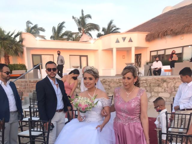 La boda de Oscar y Adriana  en Mazatlán, Sinaloa 4
