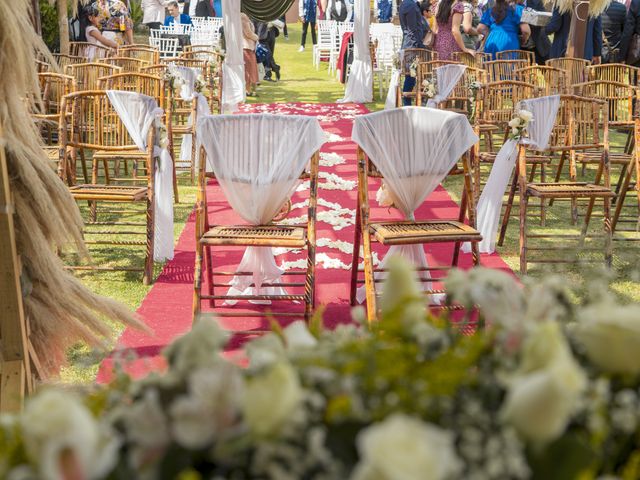 La boda de Edgar y Ingrid en Cocotitlán, Estado México 23