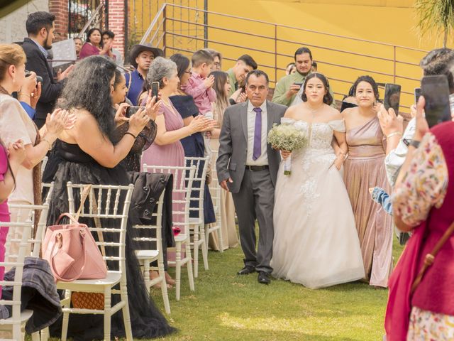 La boda de Edgar y Ingrid en Cocotitlán, Estado México 33