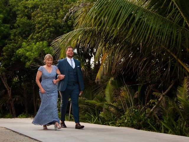 La boda de Jeff y Morgan en Puerto Aventuras, Quintana Roo 16