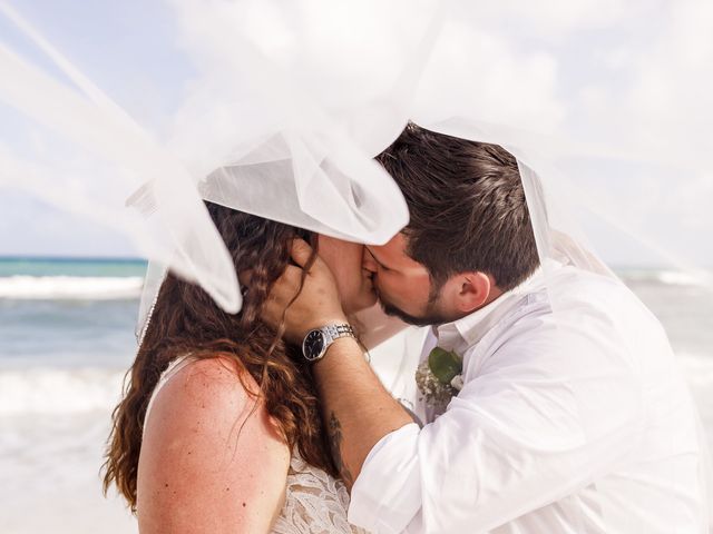 La boda de Samantha y Cody en Cancún, Quintana Roo 9