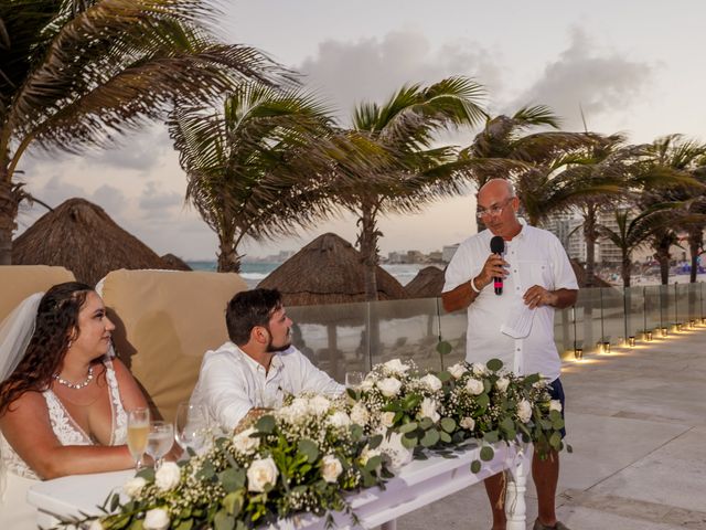 La boda de Samantha y Cody en Cancún, Quintana Roo 2