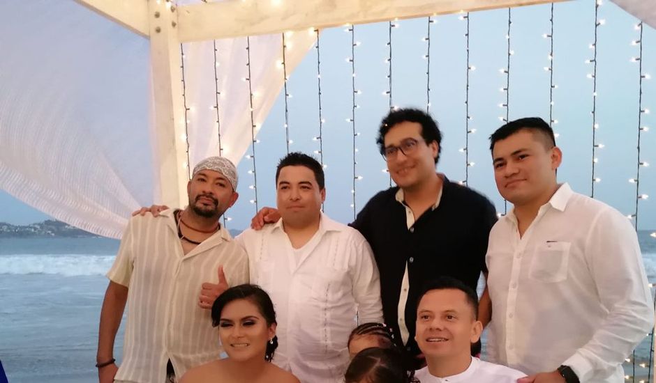 La boda de Cinthia y Edgardo en Manzanillo, Colima