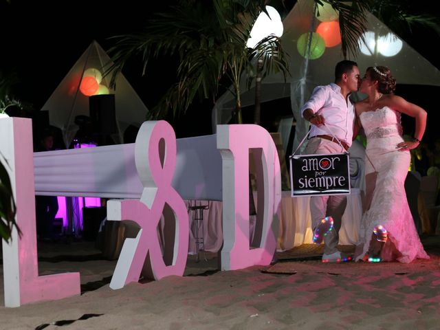 La boda de David y Liz en Ixtapa Zihuatanejo, Guerrero 12
