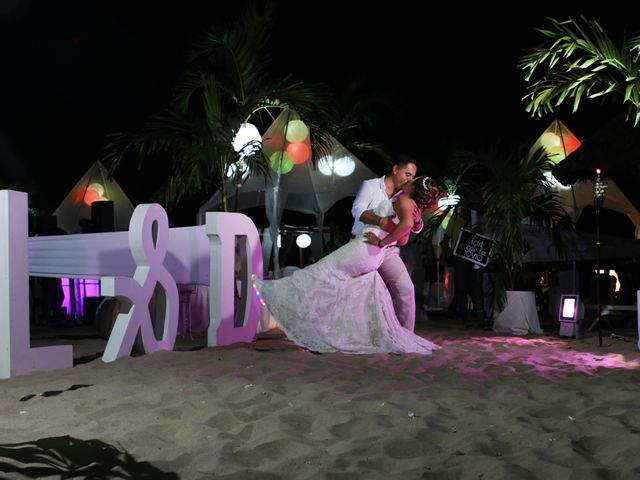 La boda de David y Liz en Ixtapa Zihuatanejo, Guerrero 13
