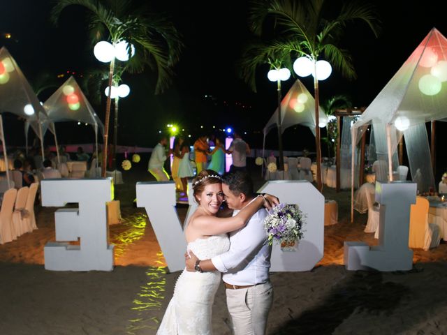 La boda de David y Liz en Ixtapa Zihuatanejo, Guerrero 14