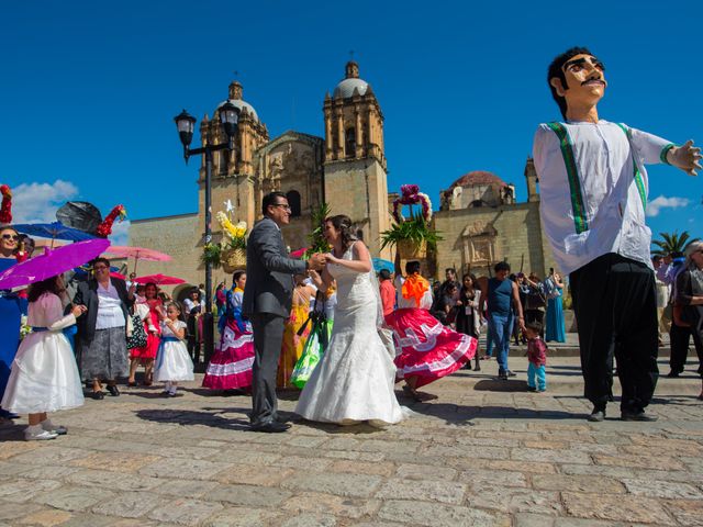 La boda de Ángeles y Ángel en Oaxaca, Oaxaca 2