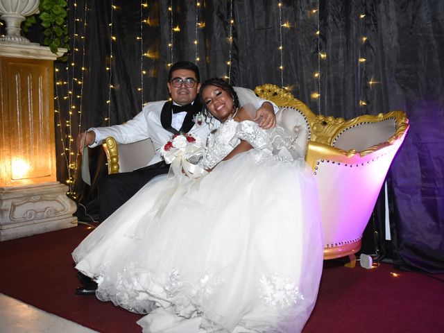La boda de Carlos y Karina  en Orizaba, Veracruz 17