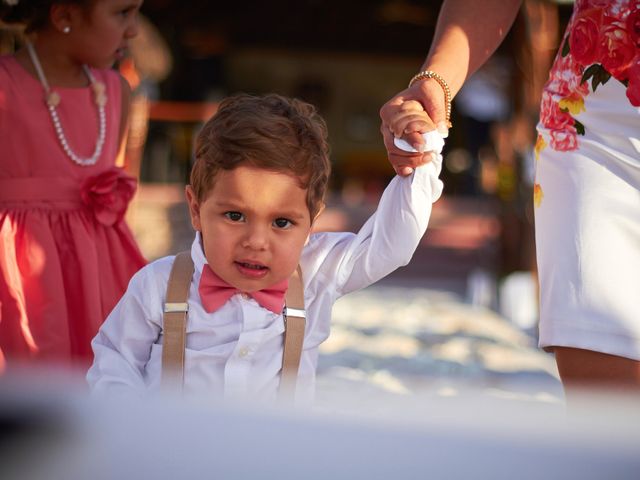 La boda de Chris y Salina en Isla Mujeres, Quintana Roo 31