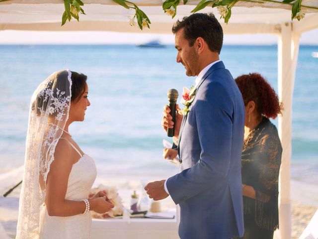 La boda de Chris y Salina en Isla Mujeres, Quintana Roo 47