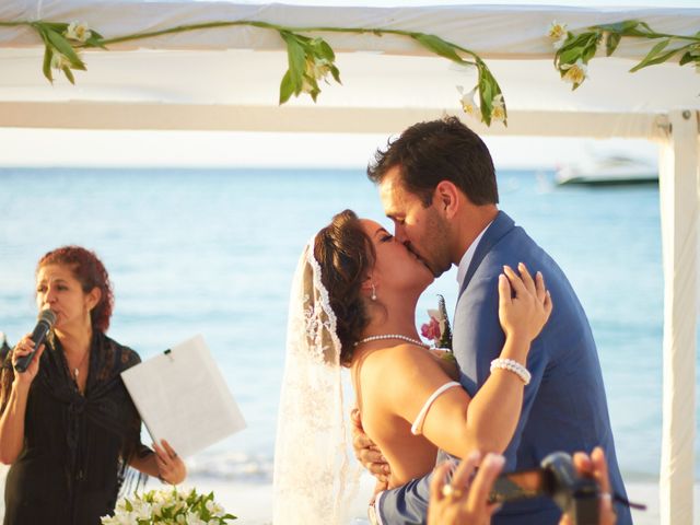La boda de Chris y Salina en Isla Mujeres, Quintana Roo 63