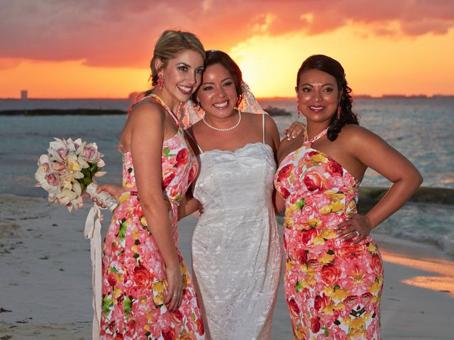 La boda de Chris y Salina en Isla Mujeres, Quintana Roo 82