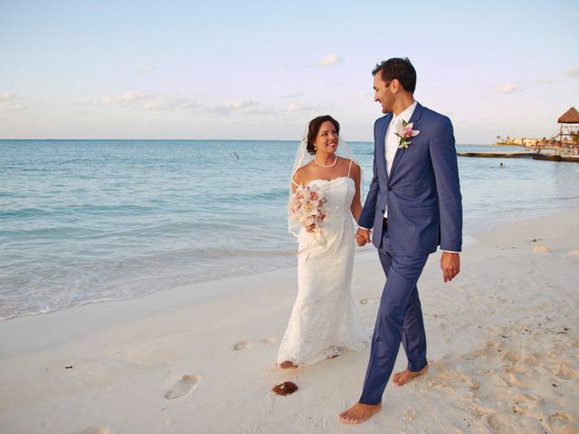 La boda de Chris y Salina en Isla Mujeres, Quintana Roo 97