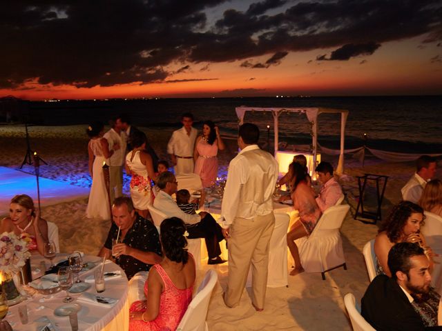 La boda de Chris y Salina en Isla Mujeres, Quintana Roo 117