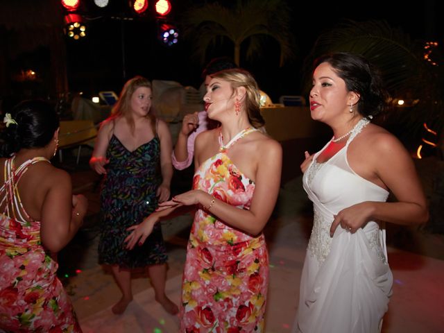 La boda de Chris y Salina en Isla Mujeres, Quintana Roo 146