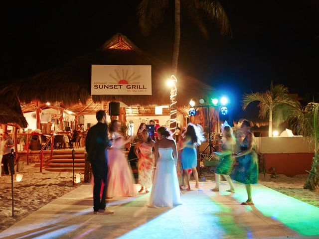 La boda de Chris y Salina en Isla Mujeres, Quintana Roo 147