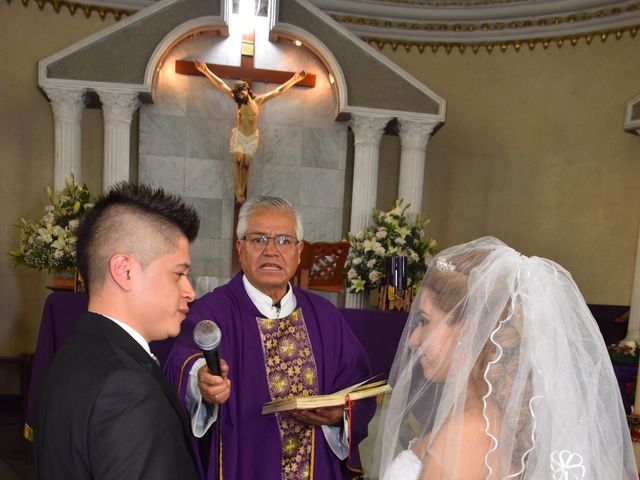 La boda de José Luis  y Yarel  en Iztapalapa, Ciudad de México 10