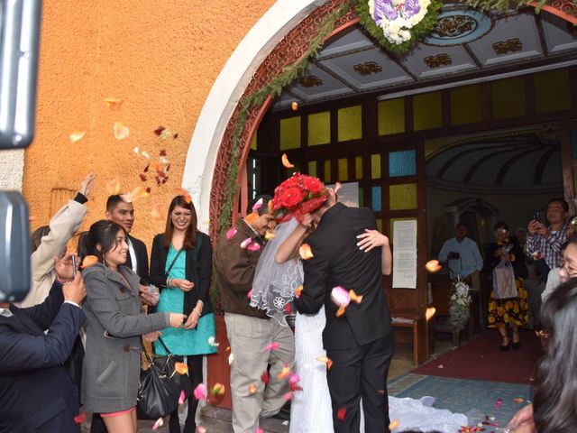 La boda de José Luis  y Yarel  en Iztapalapa, Ciudad de México 14