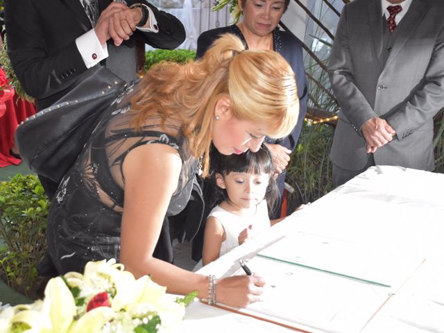 La boda de José Luis  y Yarel  en Iztapalapa, Ciudad de México 23